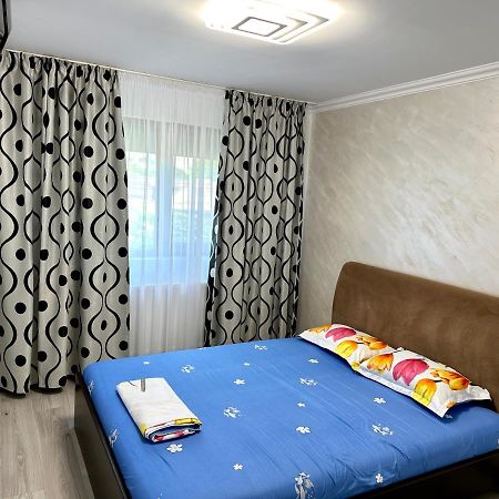 Royal Apartment Бузеу Екстер'єр фото