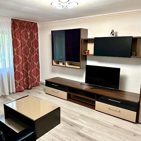 Royal Apartment Бузеу Екстер'єр фото